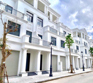 Nha Pho Lien Ke Vinpearl Phu Quy Nhadepsg.com.vn 1